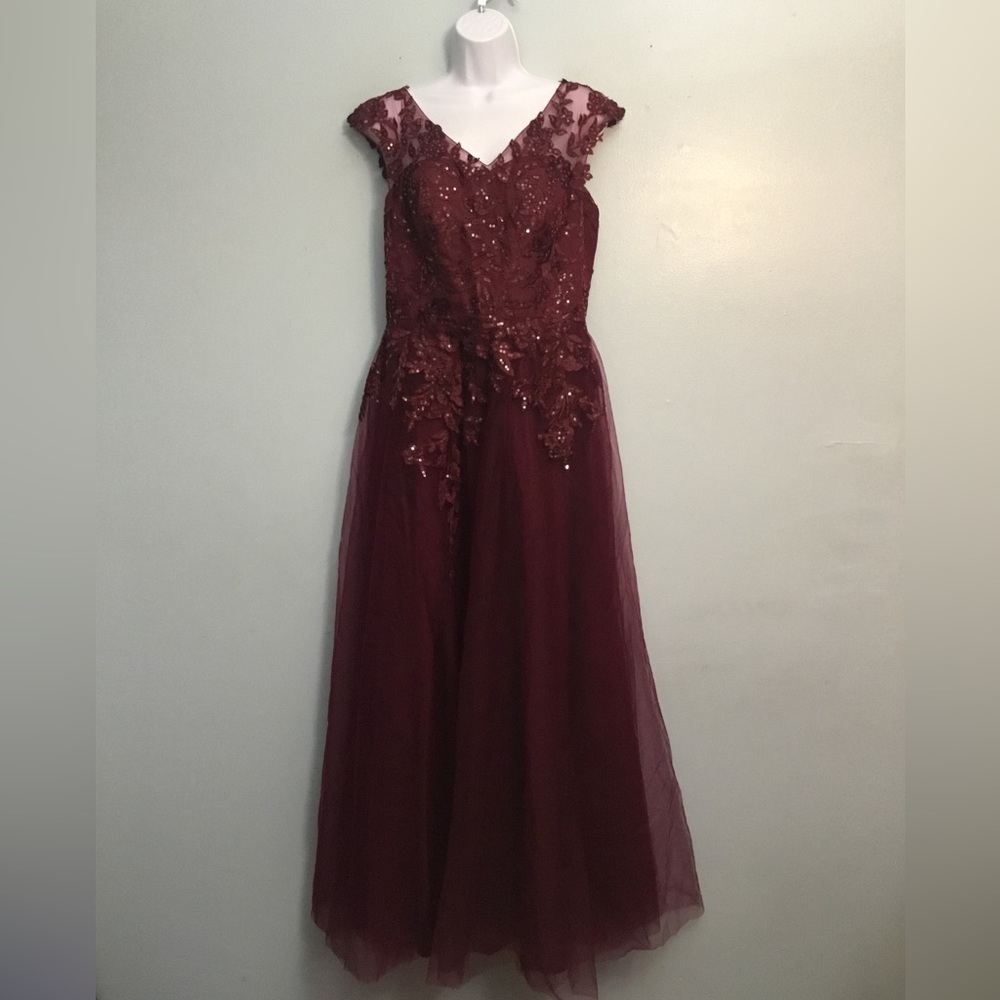 JJs House Lace Prom Dress